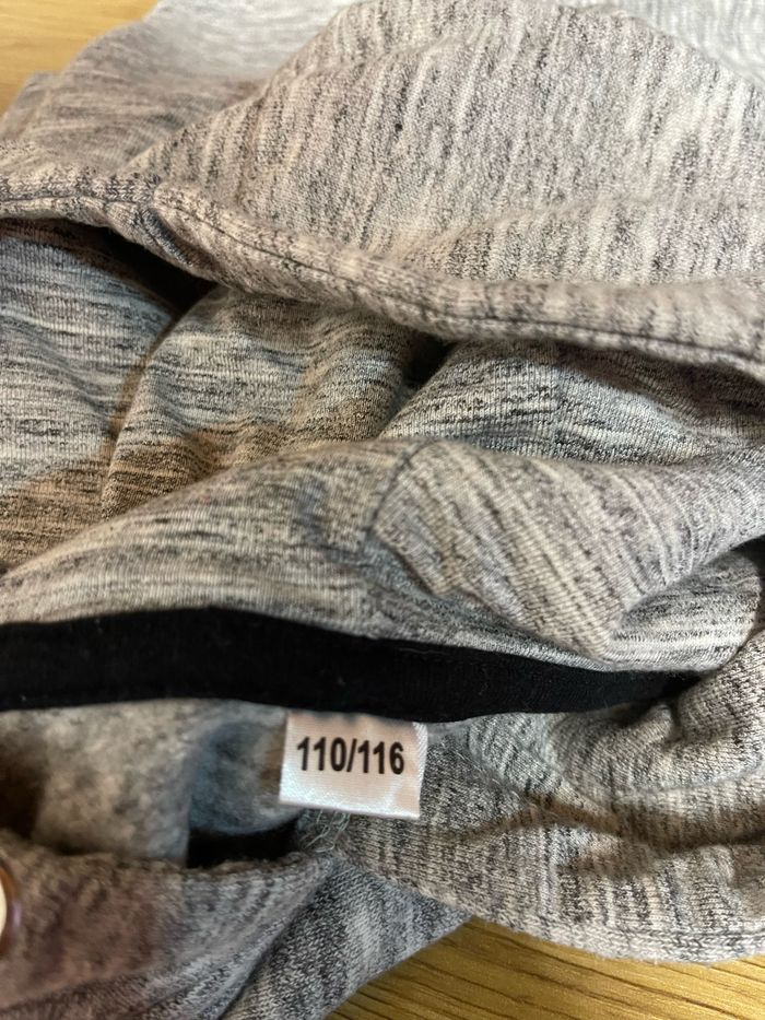 Pull garçon taille 110/116 - photo numéro 5