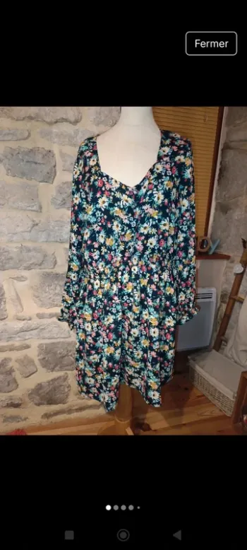 Magnifique robe fleurie taille 44 Kiabi neuve