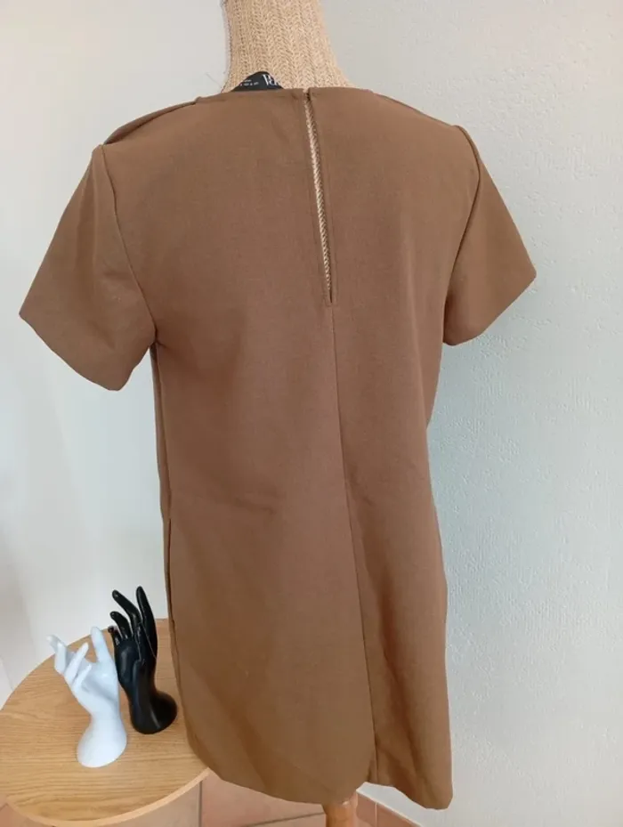 Robe courte Zara s femme camel robe habillé classe - photo numéro 6