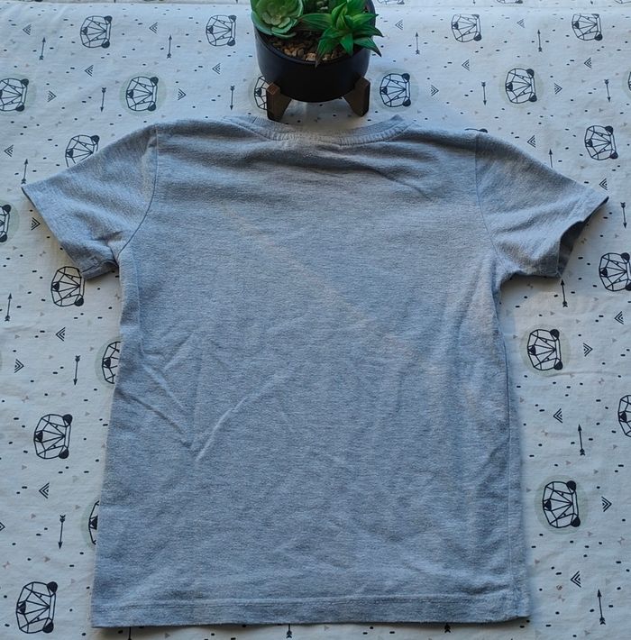 Tee-shirt taille 6 ans - photo numéro 3