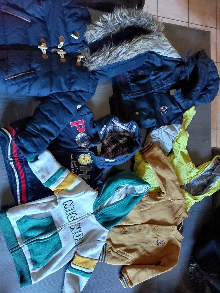 Lot vêtements 24 mois - photo numéro 2