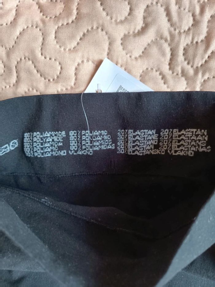 Short modelant. Marque bellissima. - photo numéro 4