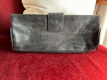 Pochette simili cuir