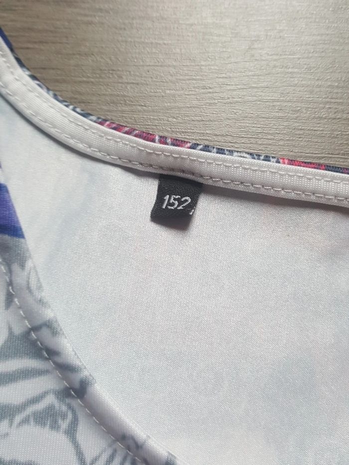 T-shirt taille 152 - photo numéro 2