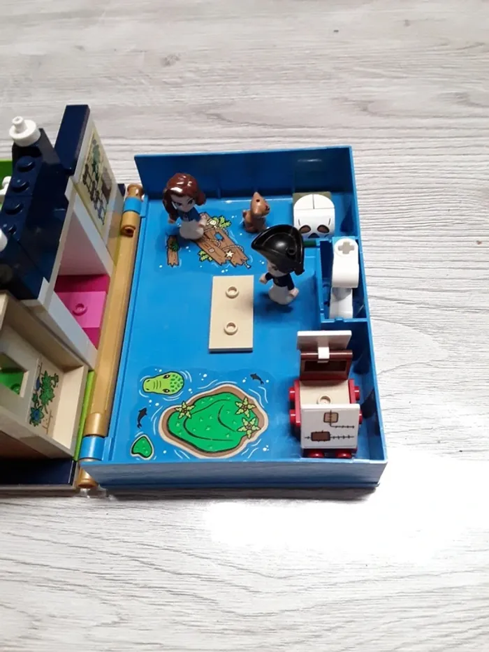 Lego livre Peter pan - photo numéro 3