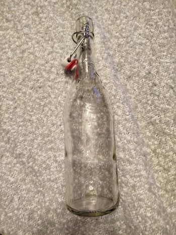 Bouteille en verre artisanale Neuve