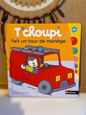Livre Tchoupi fait un tour de manège 