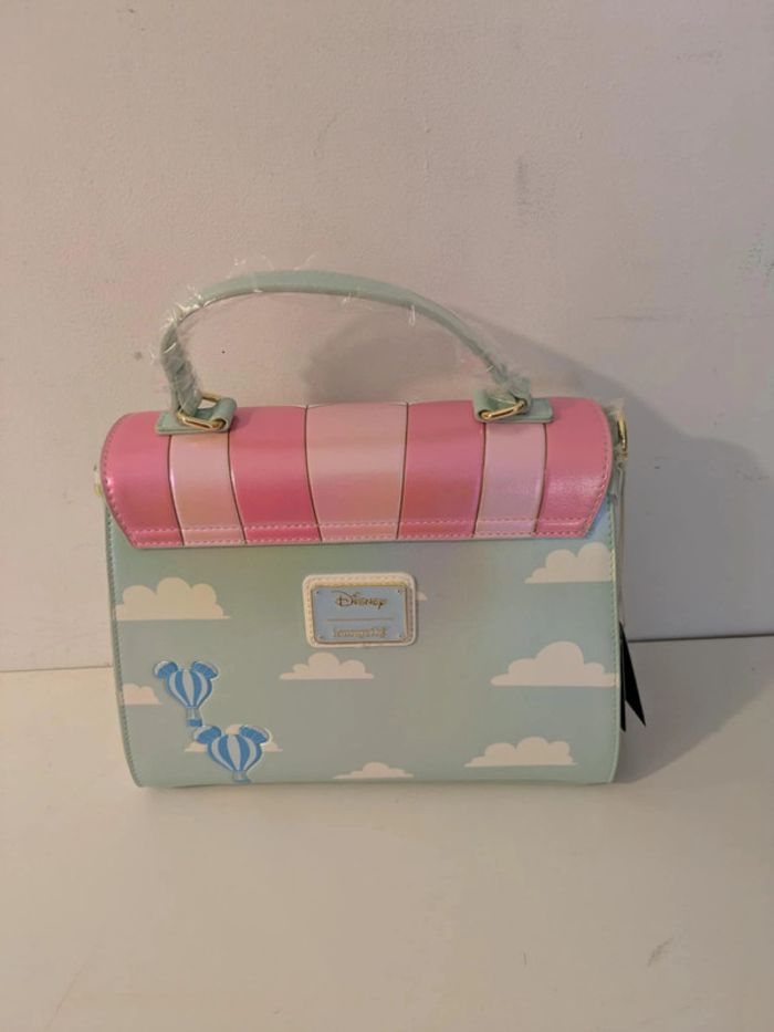 Sac à banduliere Loungefly Mickey "hot air balloon" - photo numéro 3