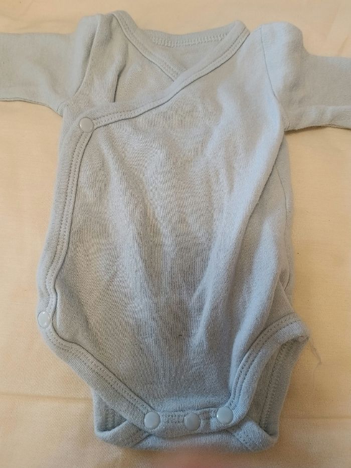 Body 0 mois - photo numéro 5