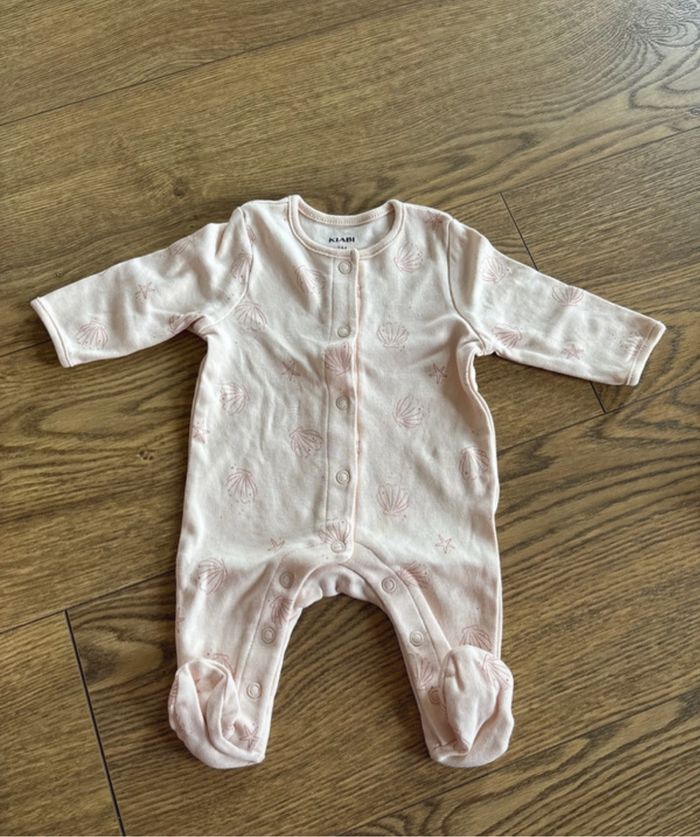 Lot de pyjamas 1 mois - photo numéro 3