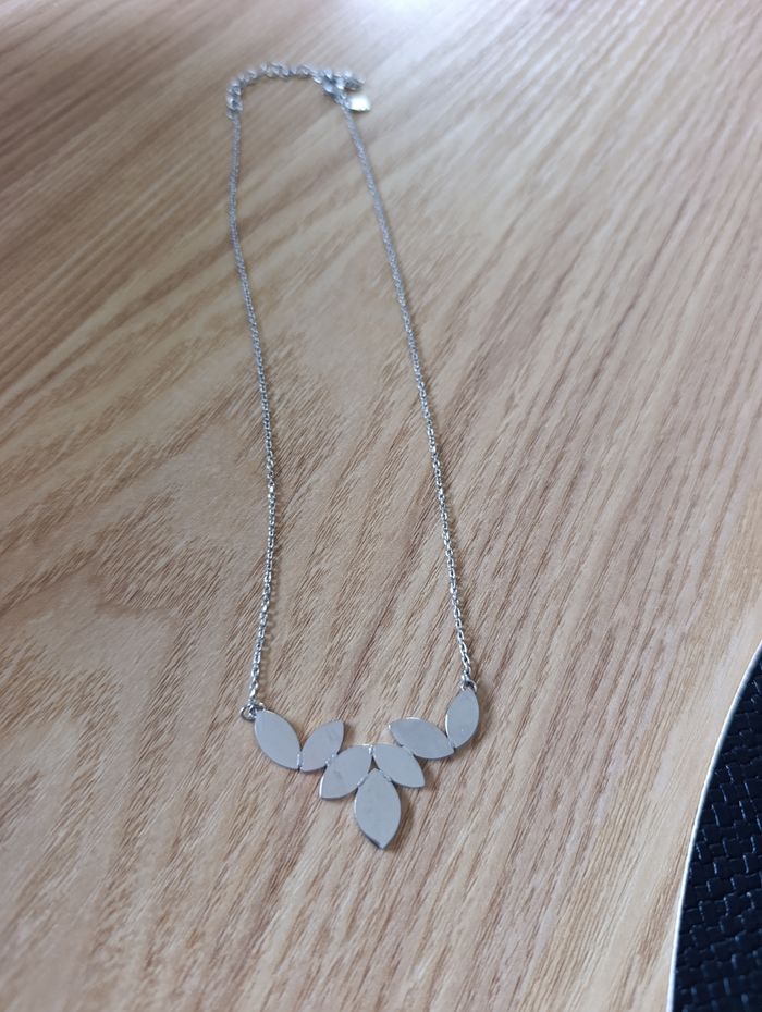 Collier Victoria bijoux - photo numéro 3