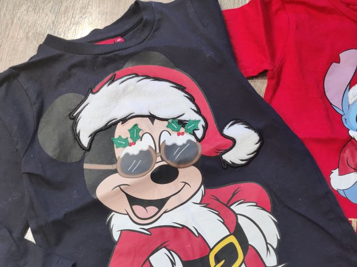 Lot de 2 tee shirt de noël Mickey Stitch Disney Taille 4 ans - photo numéro 2