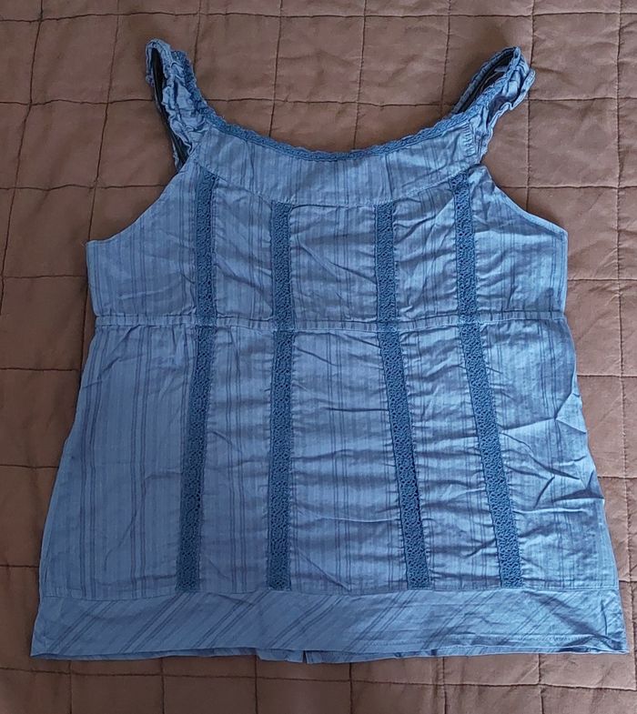 Trés joli débardeur bleu - photo numéro 2