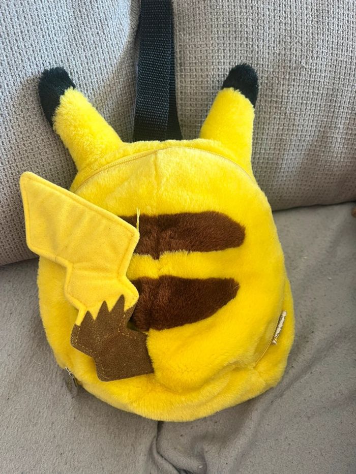 Sac à dos Pokémon pikachu - photo numéro 2