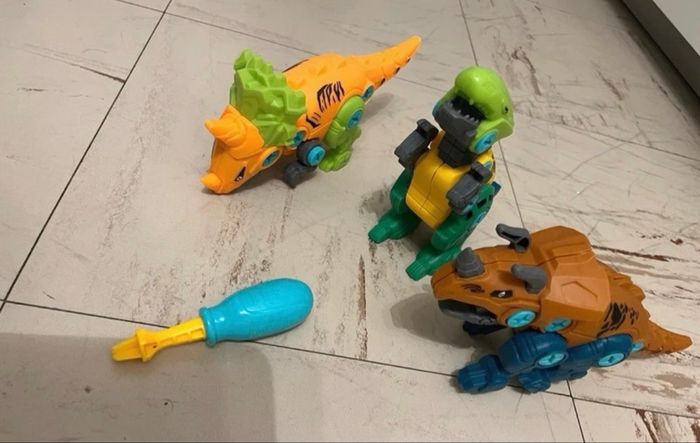 Lot dinosaure à construire et déconstruire Amazon jouets - photo numéro 1