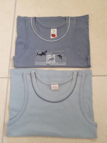 Lot 2 débardeurs - 8 ans