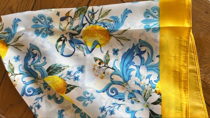 Foulard carré de soie citron - photo numéro 2