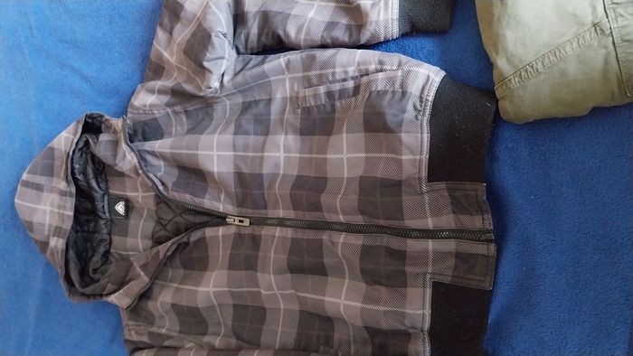 1 lot de 12 vêtements garçon 12 ans - photo numéro 2