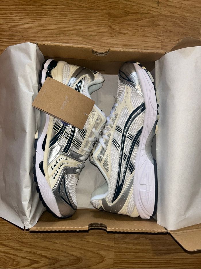paire asics nyc navy blue neuve - photo numéro 8