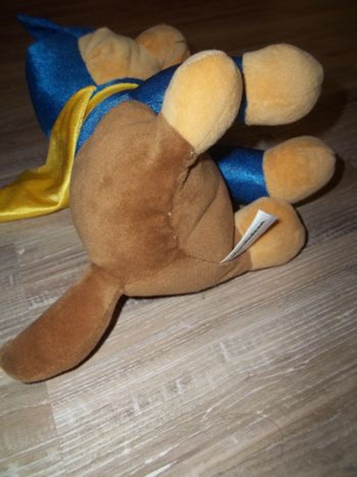 Peluche Chase de la Super Pat'Patrouille assis - photo numéro 4