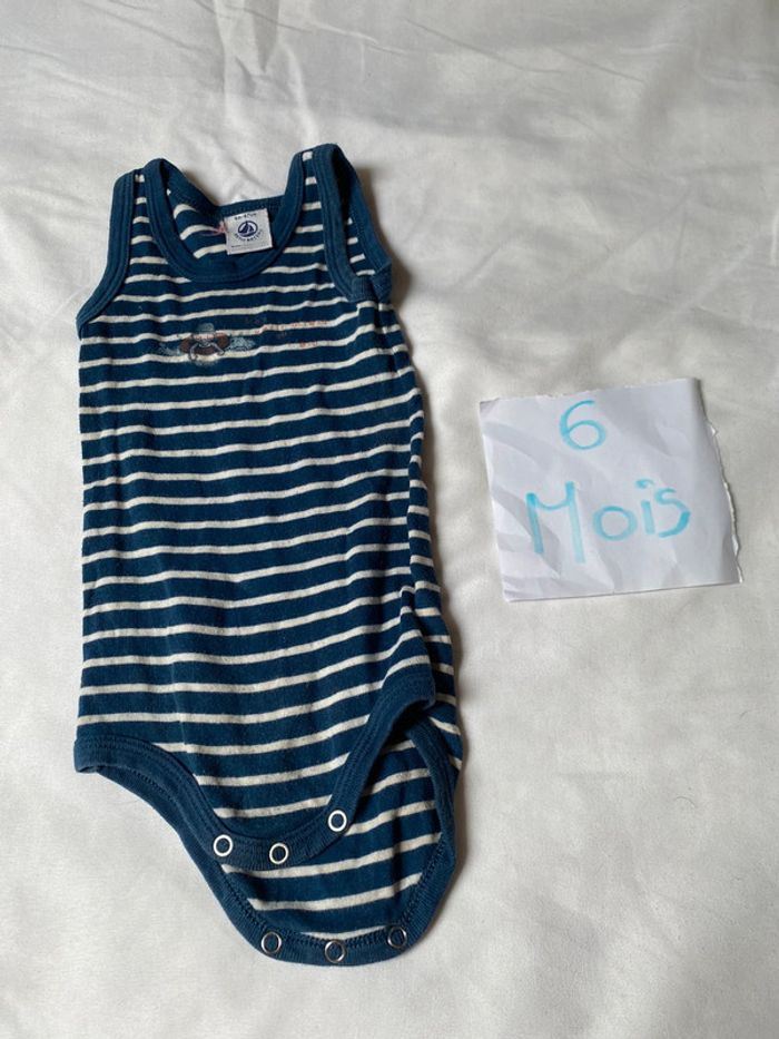 Bodie petit beat eau taille 6 mois