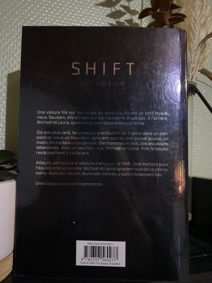 Livre shift tome 1 - photo numéro 4