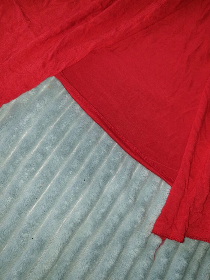 Tee-shirt ouvert & épaule dénudée - photo numéro 8