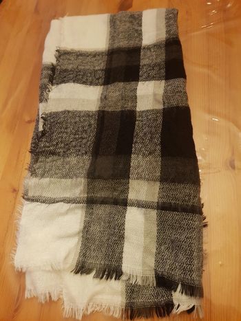 Écharpe à  carreaux