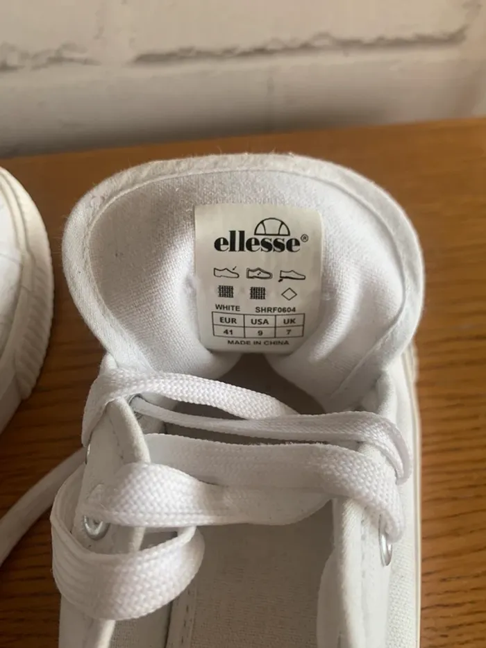 Basket Ellesse en toile - photo numéro 6