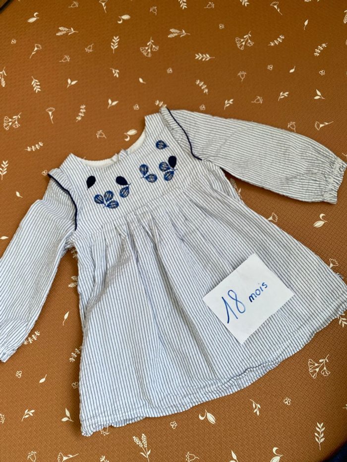 Robe 18 mois