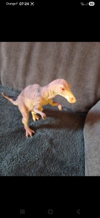 Figurine de dinosaure 