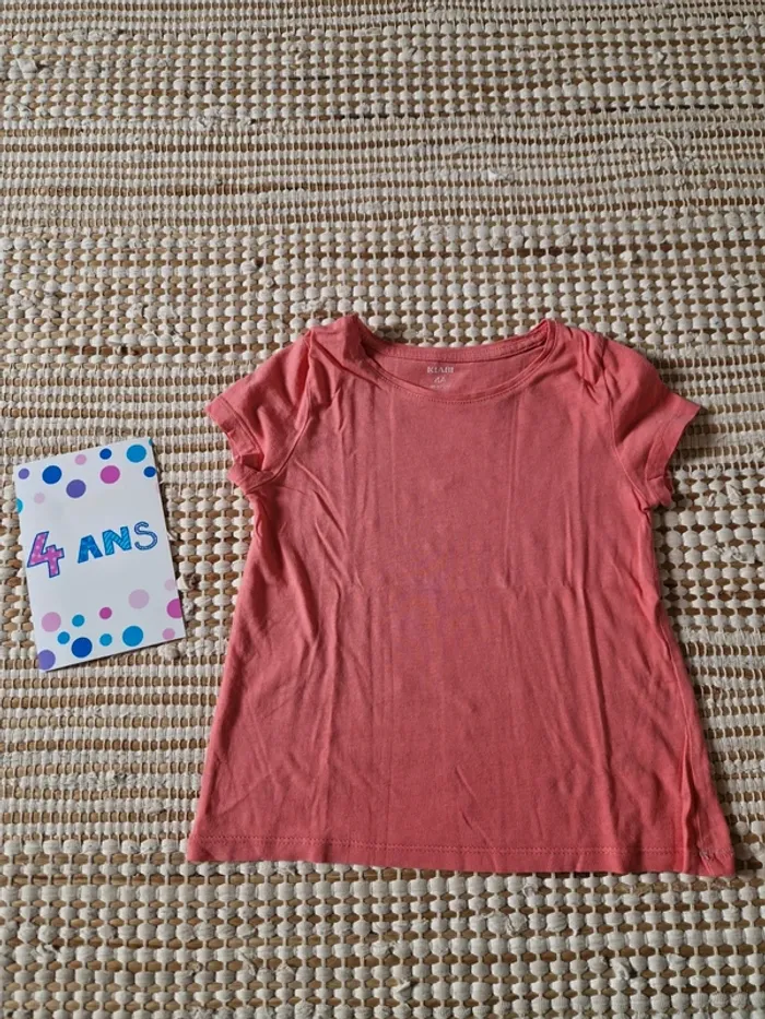 👕 T-shirt fille - 4 ans basique KIABI - photo numéro 2