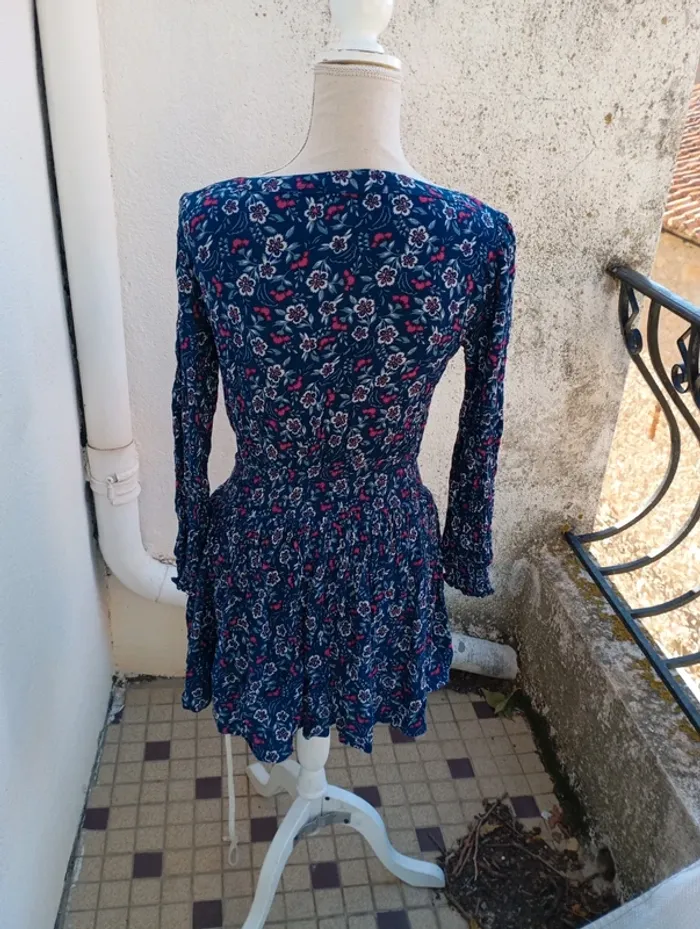 Robe  fleurie Monoprix taille 36 - photo numéro 2