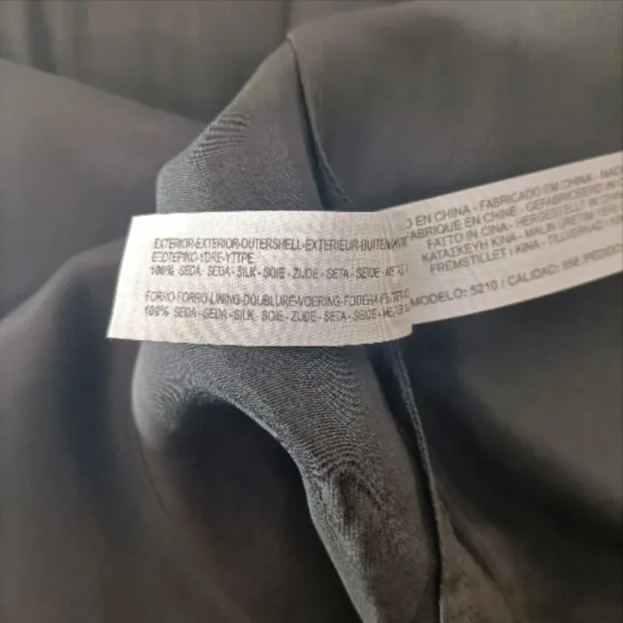 Jupe midi noire Massimo Dutti fluide drapée taille haute Taille 38 A1194 - photo numéro 10