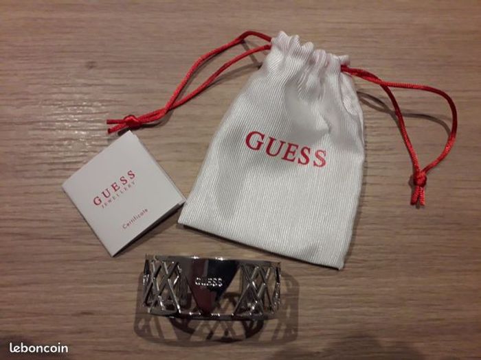 Bracelet Manchette personnalisable Neuf GUESS