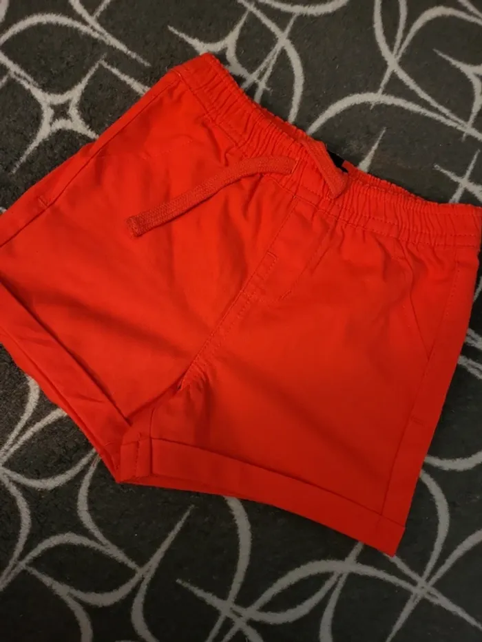 Short 12 mois