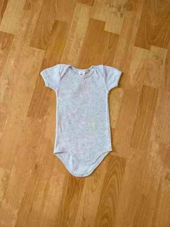 Body Petit Bateau 6 mois - Excellent état !