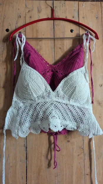 Lot 2 tops crochet plage S