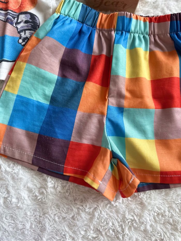 Ensemble tee-shirt + short 12 mois - photo numéro 3