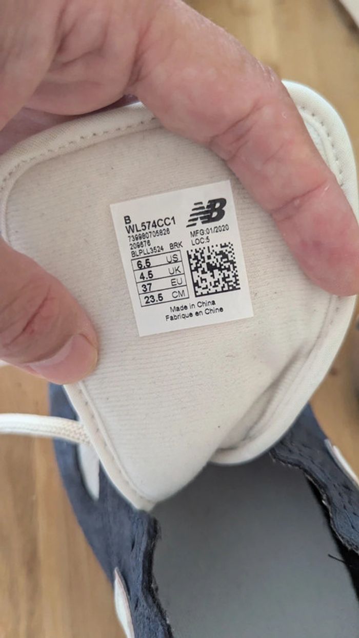 New balance 574 bleu marine - photo numéro 15
