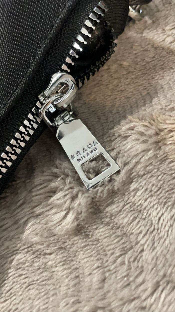 Sac à main Prada - photo numéro 2