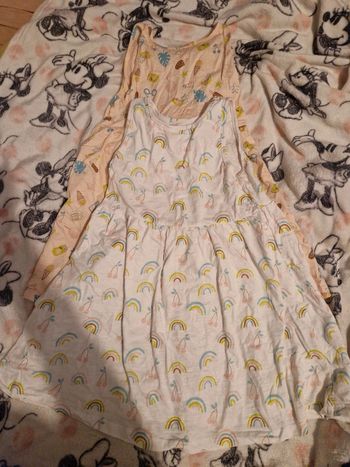 Lot de 2 robes d'été 8 ans