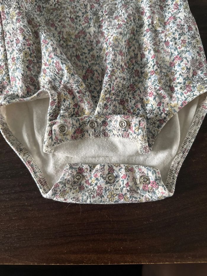 Joli ensemble à fleur - photo numéro 6