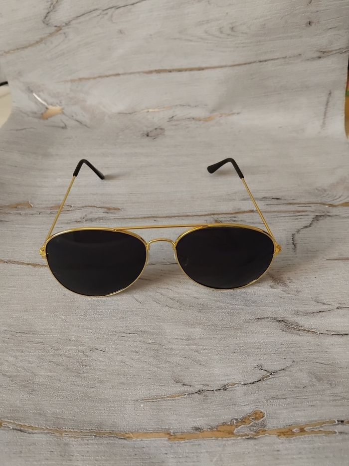 Lunette de soleil homme - photo numéro 2