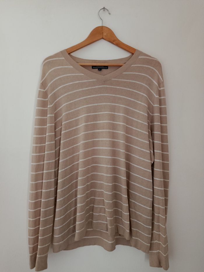 Pull rayé col V maille fine