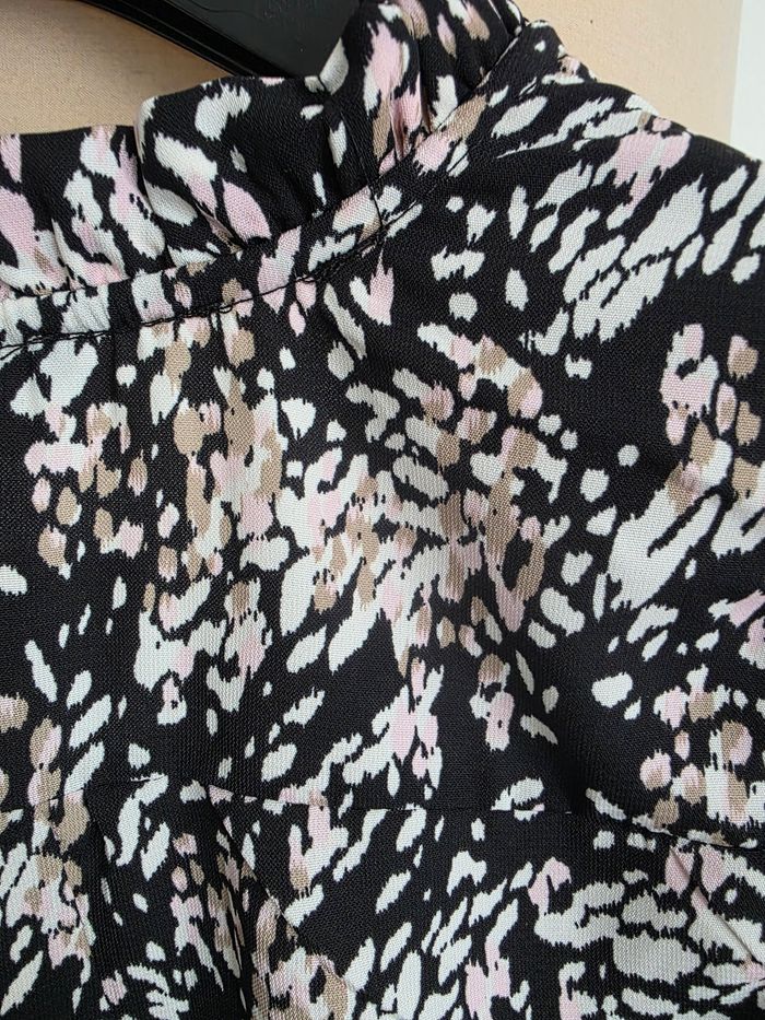 Blouse neuve avec étiquettes 🏷 - photo numéro 4