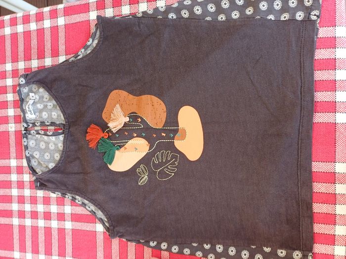 Joli débardeur motif cactus