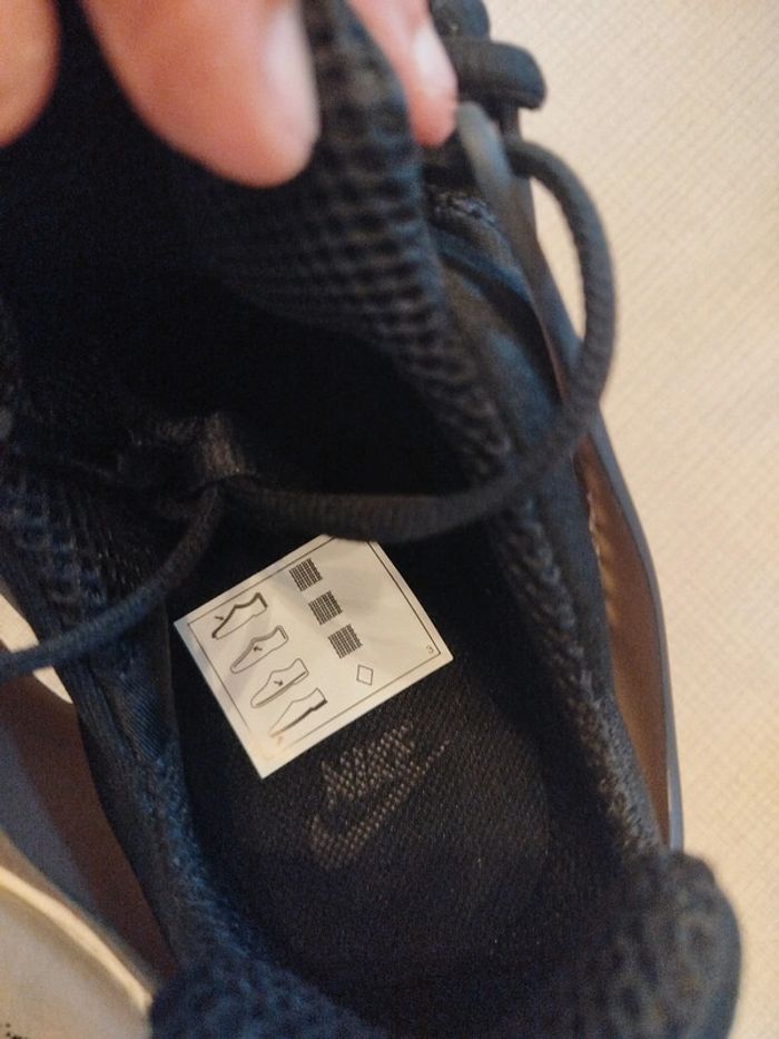 Nike air Presto triple black - photo numéro 7