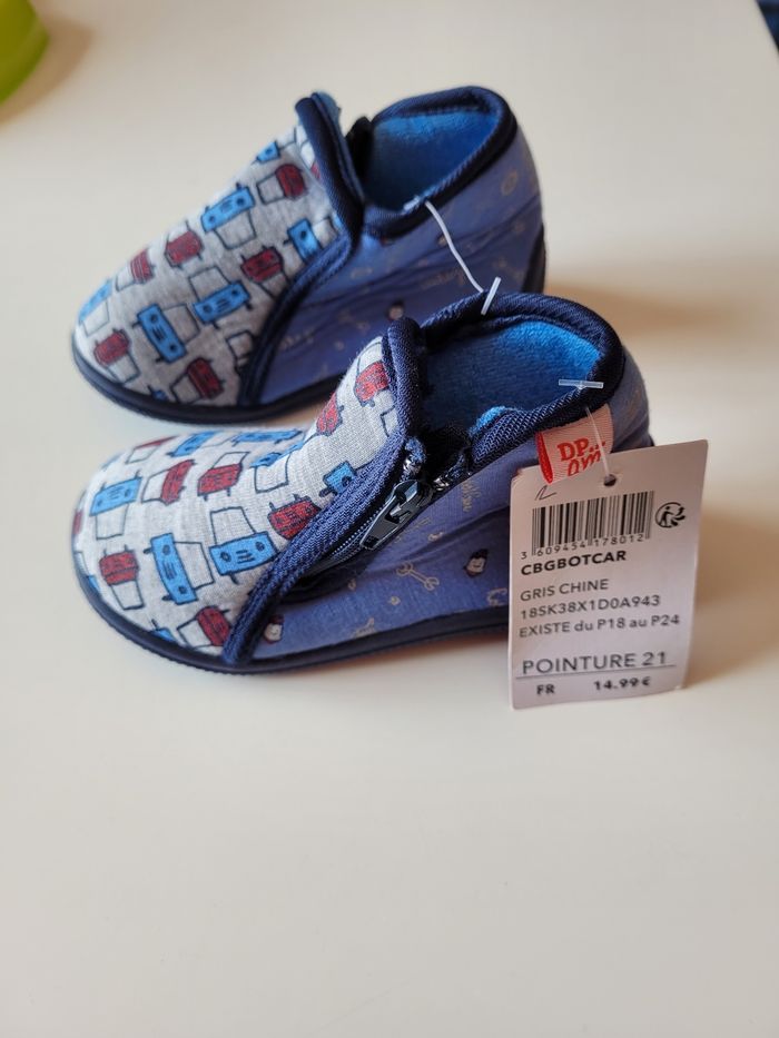 Chaussons 21 - photo numéro 3