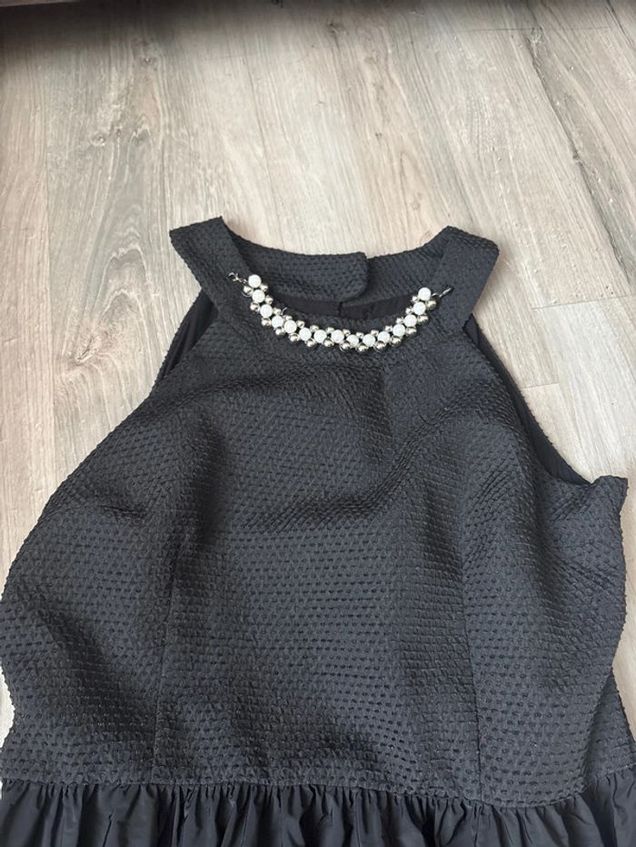 Robe noire - photo numéro 2